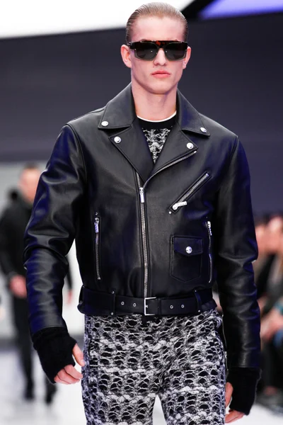 Look 128